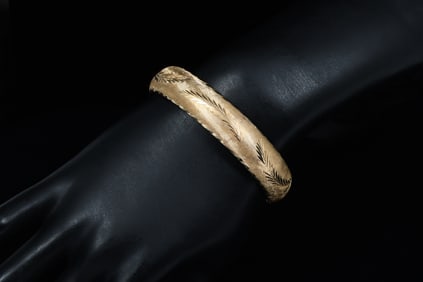 14K ENGRAVED BANGLE