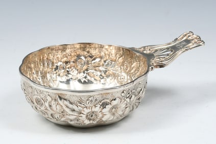 WHITING MFG. CO. STERLING REPOUSSE PORRINGER
