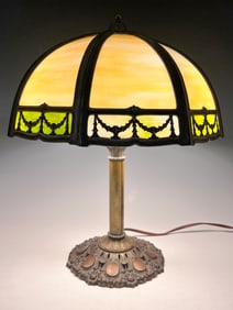 SIGNED MILLER CARMEL/GREEN SLAG GLASS LAMP