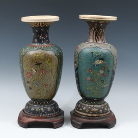 2 PC. JAPANESE MEIJI PERIOD TOTAI SHIPPO VASES