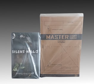 2PC. ICONIQ SILENT HILL 2 NURSE & LIGHT STAGE