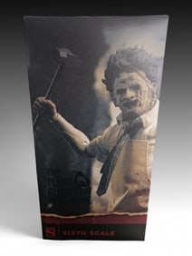 2PC. SIDESHOW 1/6TH LEATHERFACE & LIGHT STAGE
