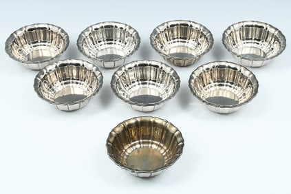 8 PC. ITALIAN F.W. COPPINI STERLING NUT DISHES