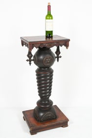 EASTLAKE MAHOGANY R.J. HORNER SCULPTURAL PEDESTAL