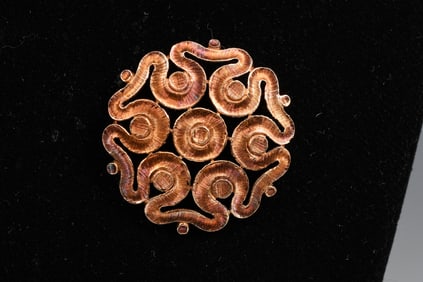 18K VTG LALAoUNIS BROOCH WITH RICH PATINA