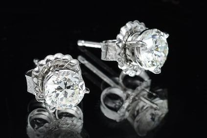 DYNAMIC PLATINUM DIAMOND STUDS 1.72 CTW