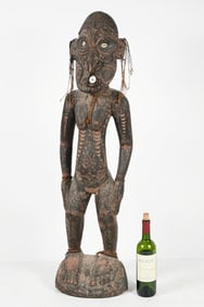 AFRICAN PAPUA NEW GUINEA FIGURAL CARVING
