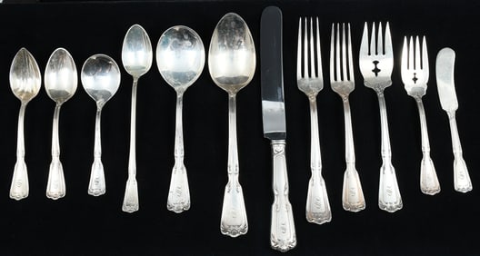 135 PC. REED & BARTON CHAMBORD STERLING FLATWARE