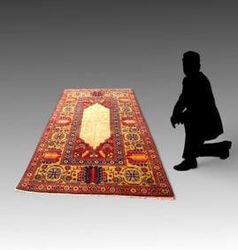ESTATE ORIENTAL CARPET PRAYER RUG