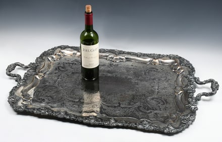 GRAPEVINE MOTIF SILVER PLATED SERVING/BUTLER TRAY