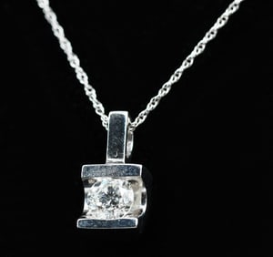 14K .50 CT DIAMOND NECKLACE