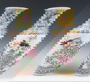 2 PC. CHINESE REPUBLIC FAMILLE JUANE VASES