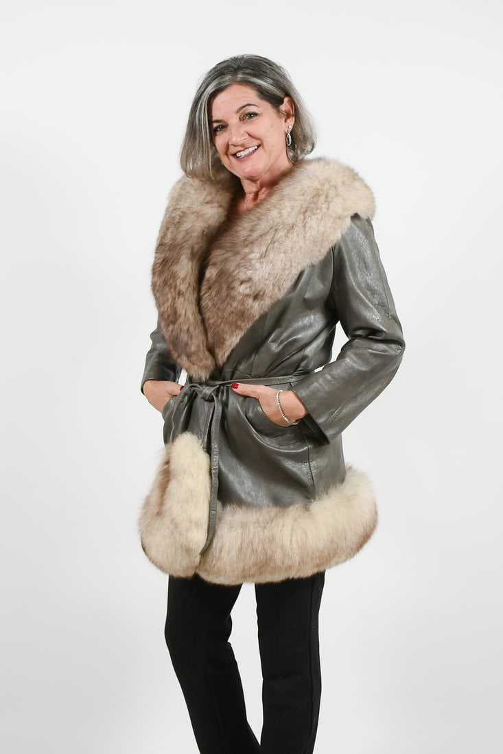 FOX TRIMMED GRAY LEATHER JACKET (1 of 5)