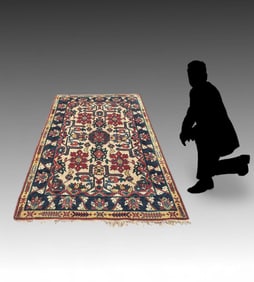 KAZAK-STYLE ESTATE CARPET