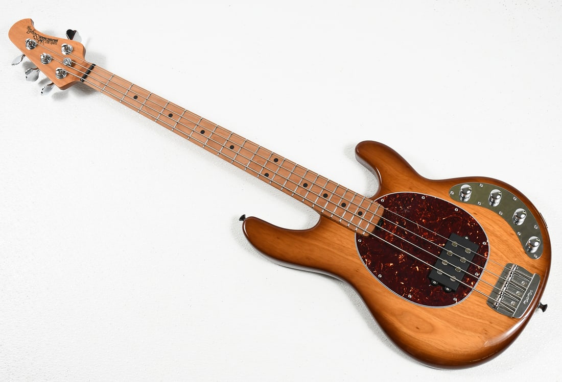 ERNIE BALL MUSIC MAN STINGRAY SPECIAL BASS GUITAR (1 of 9)
