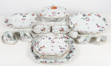 18TH-CENTURY CHINESE FAMILLE ROSE EXPORT PORCELAIN