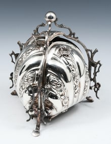 ENGLISH WILLIAM ADAMS SILVER PLATE BUN WARMER