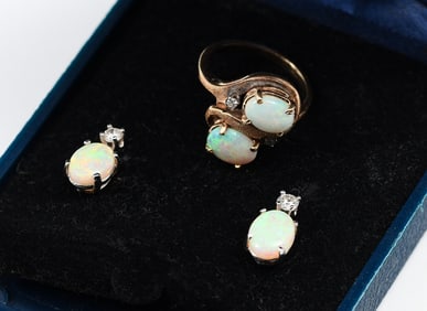 3PC. OPAL SUITE-EARRINGS AND PENDANT
