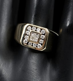 14K .50 CTW DIAMOND RING