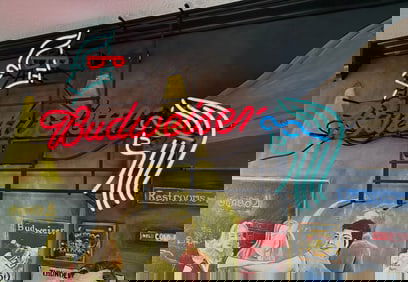 VINTAGE BUDWEISER NEON SIGN