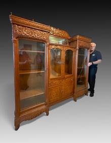 MONUMENTAL CARVED OAK TRIPLE CURIO / BOOKCASE