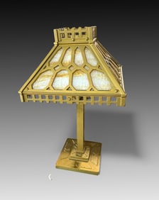 CAST IRON BRADLEY & HUBBARD ARTS & CRAFTS LAMP