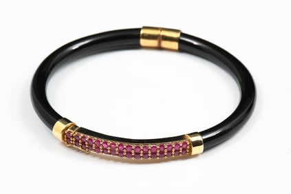 14K GOLD ONYX AND RUBIES? BRACELET
