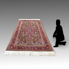ESTATE ORIENTAL RUG