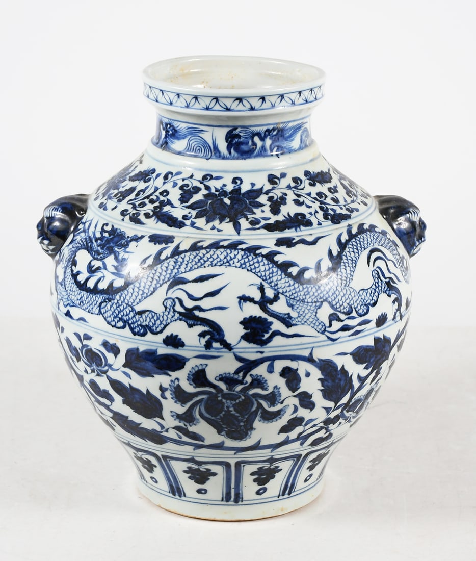 CHINESE BLUE & WHITE PORCELAIN JUAN STYLE JAR (1 of 5)