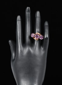 14K SYNTHETIC COLOR CHANGE SAPPHIRE RING