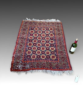 ANTIQUE WOOL PERSIAN CARPET W/ WOOL FRINGE