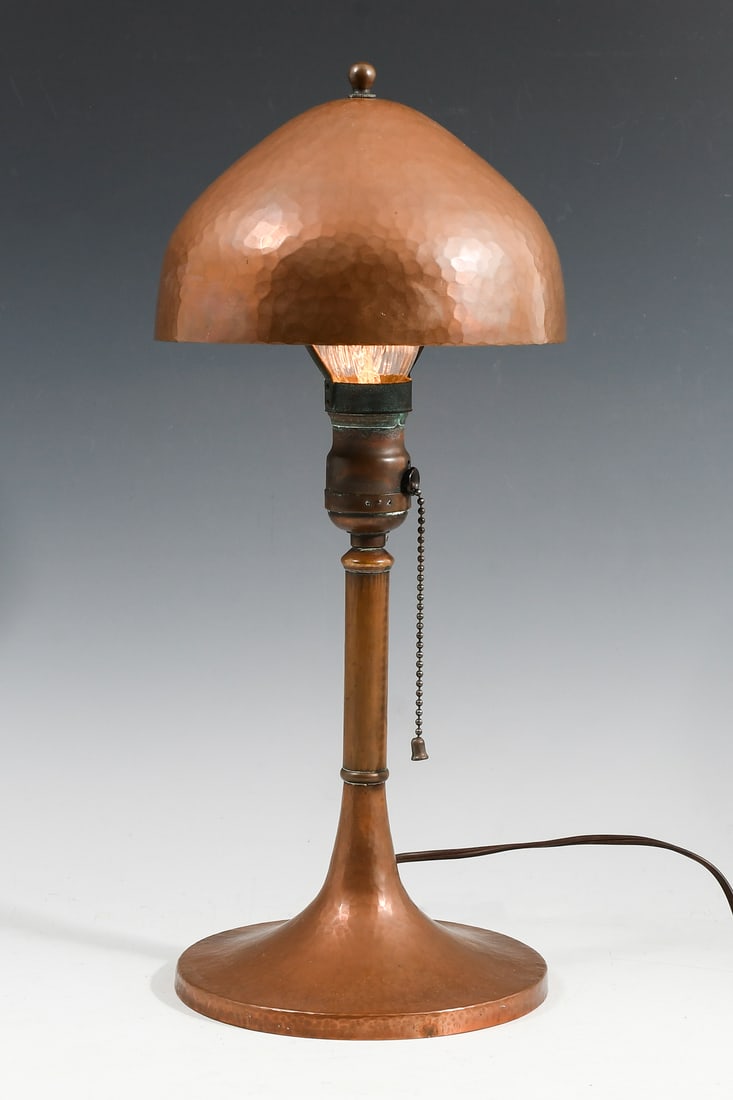 ROYCROFT COPPER ARTS & CRAFTS LAMP (1 of 5)