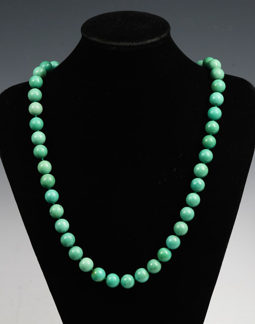 TURQUOISE BEADED /GOLD CLASP NECKLACE (1 of 4)