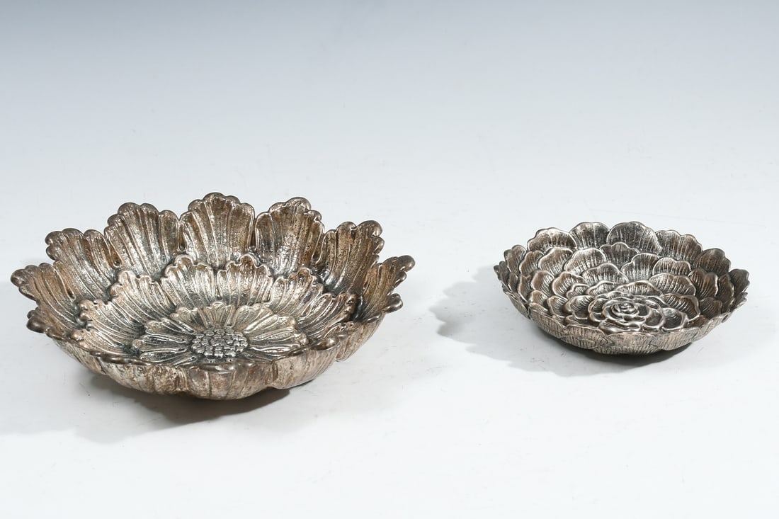 2 PC. ITALIAN BUCCELLATI STERLING FLORIFORM BOWLS (1 of 6)