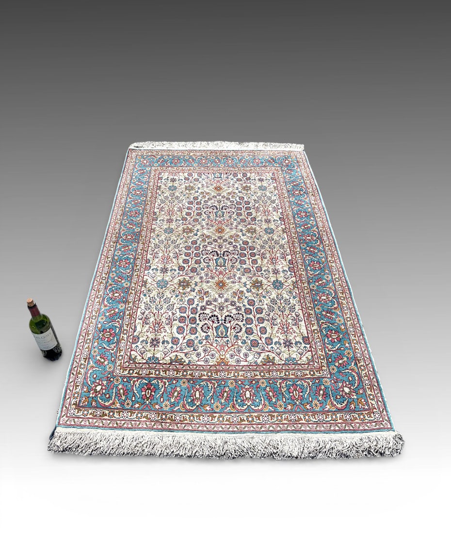 PERSIAN SILK AND WOOL ORIENTAL CARPET (1 of 3)