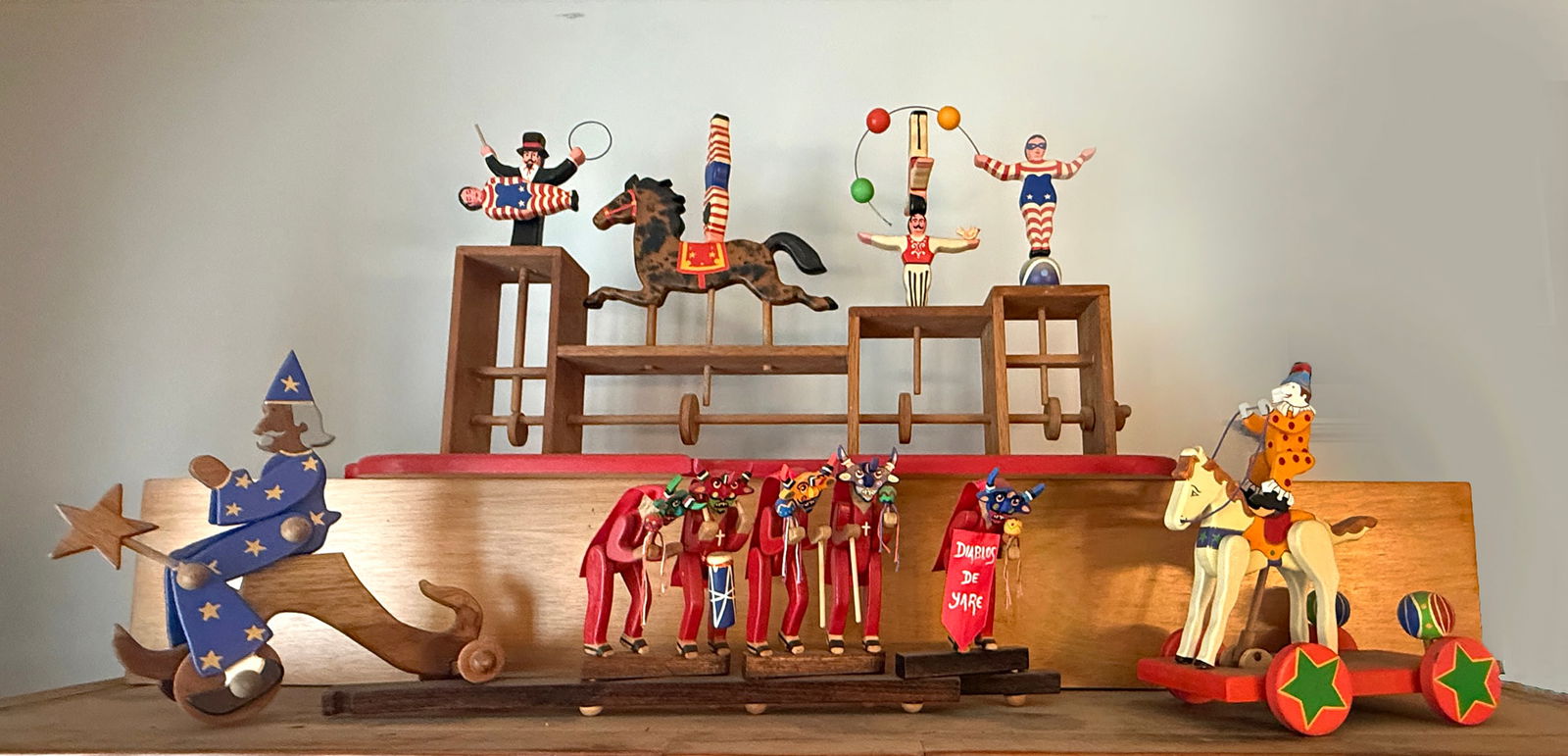 CARVAJAL HAND-CARVED PAINTED WOODEN FOLK ART TOYS (1 of 5)