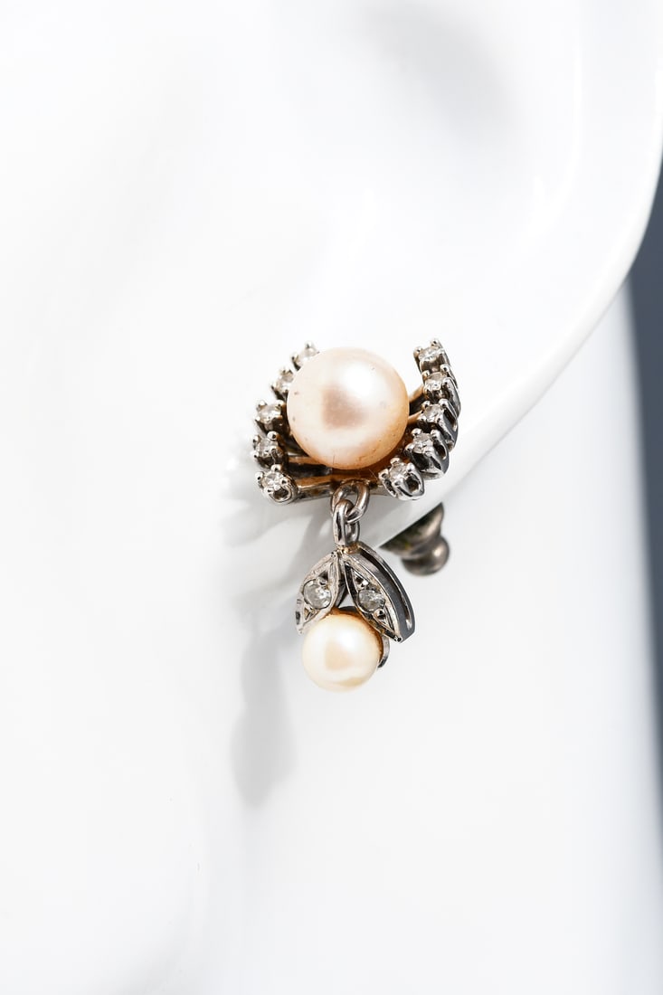 14K GOLD DIAMOND & PEARL EARRINGS (1 of 5)