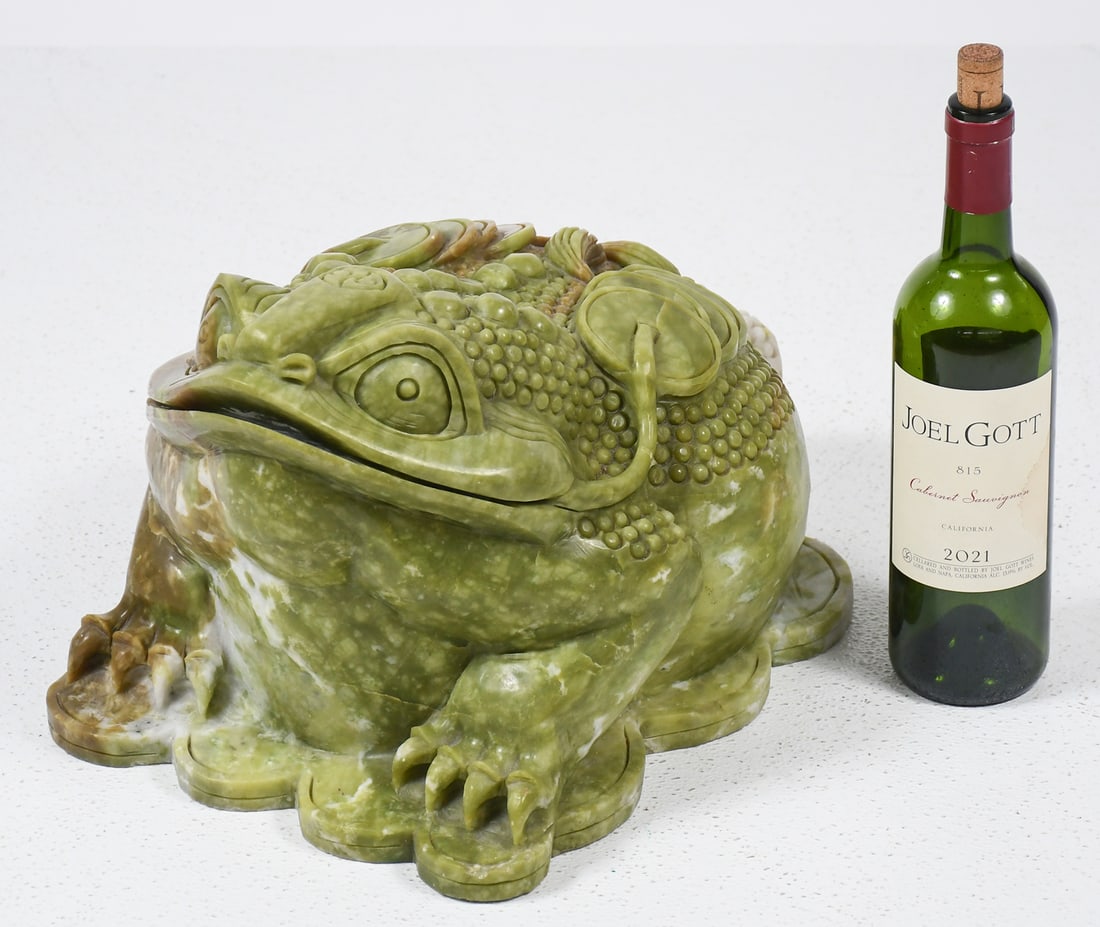 HUGE CARVED CHINESE SOAPSTONE MONEY FROG: HUGE CARVED CHINESE SOAPSTONE MONEY FROG: Large carved Chinese Soapstone sculpture of the Three-Legged Money Frog (Chan Chu), which is a powerful symbol of Wealth and Prosperity. Approx. 15" h x 11.25
