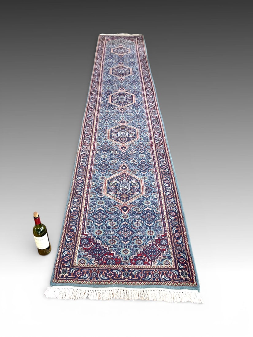 ESTATE ORIENTAL CARPET RUNNER GREEN/RED/NAVY: ESTATE ORIENTAL CARPET RUNNER GREEN/RED/NAVY BIRD MOTIF: