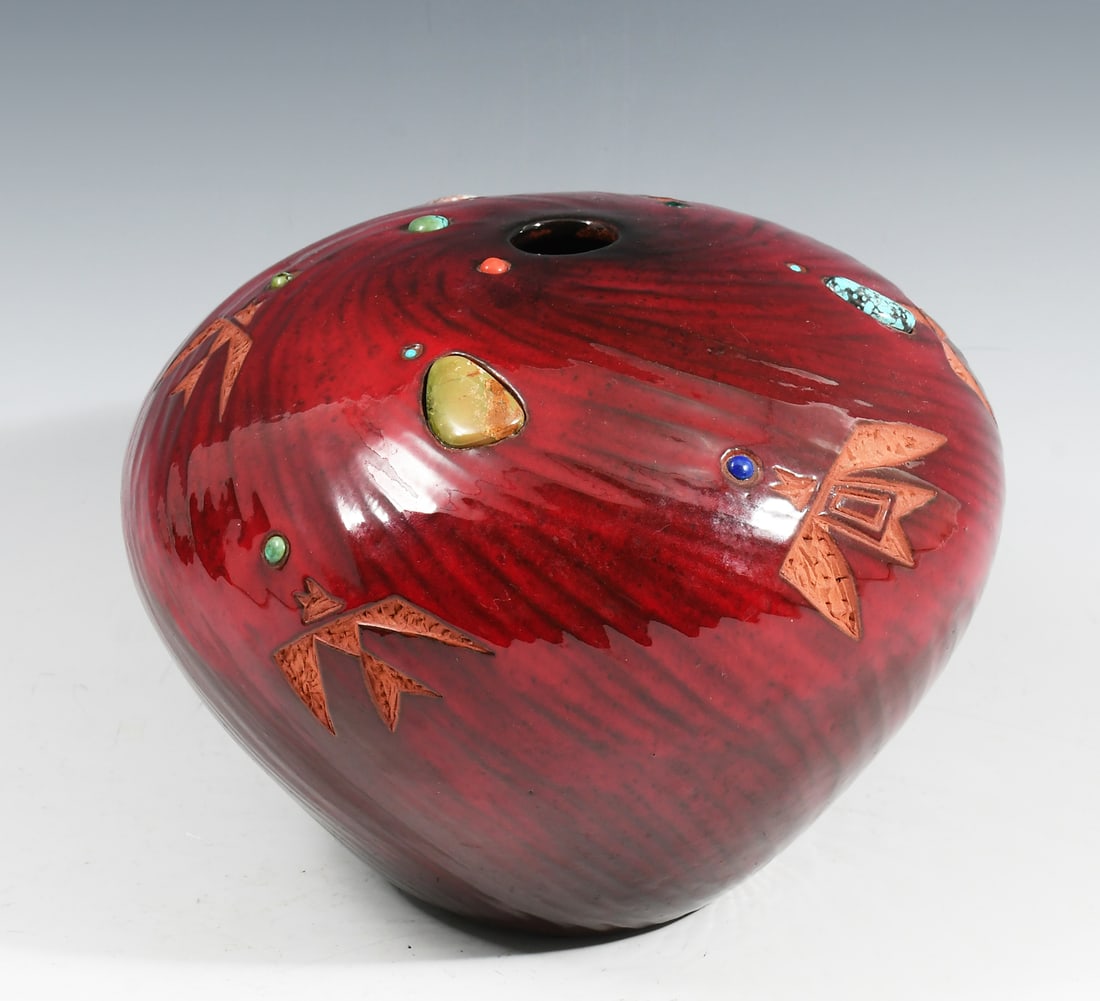 C. MAURUS CHINO "IN BETWEEN THE WORLDS" VASE (1 of 4)