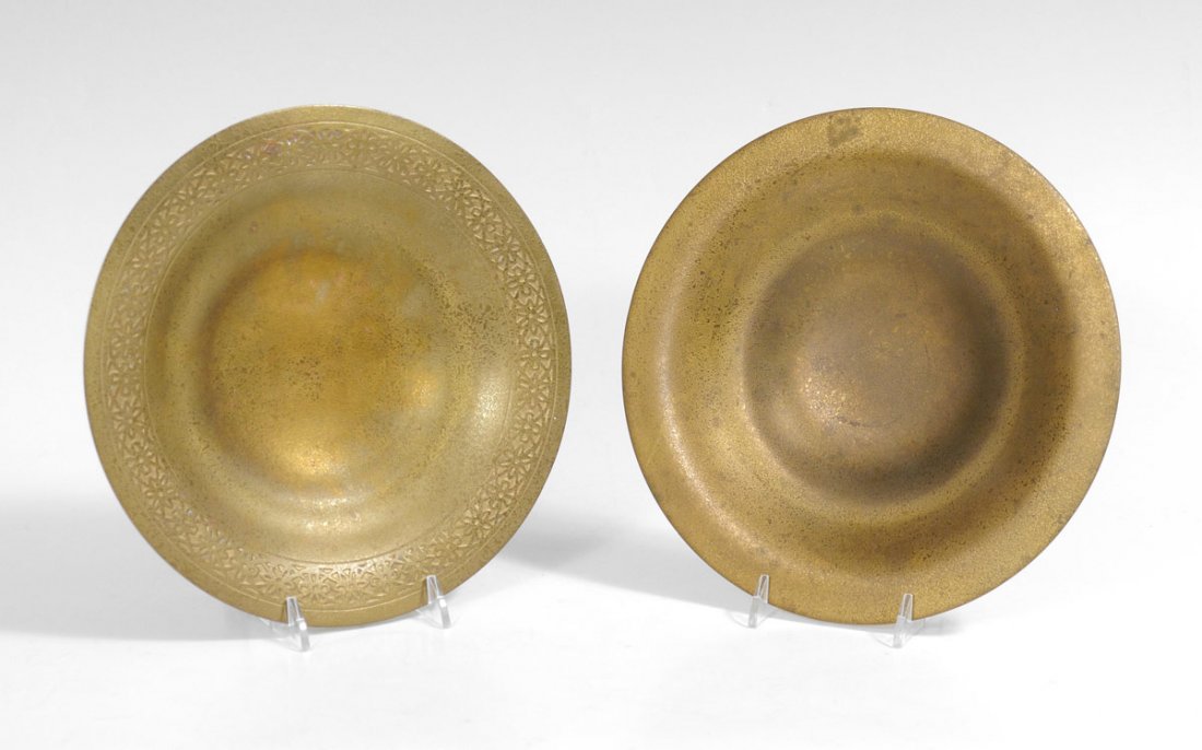 2 TIFFANY STUDIOS GILT BRONZE BOWLS: 2 TIFFANY STUDIOS GILT BRONZE BOWLS: 2 pieces total to include 1) Marked Tiffany Studios, New York, 1707, embossed rim, 9'' dia. 2) Marked the same, #1708, 9'' dia.