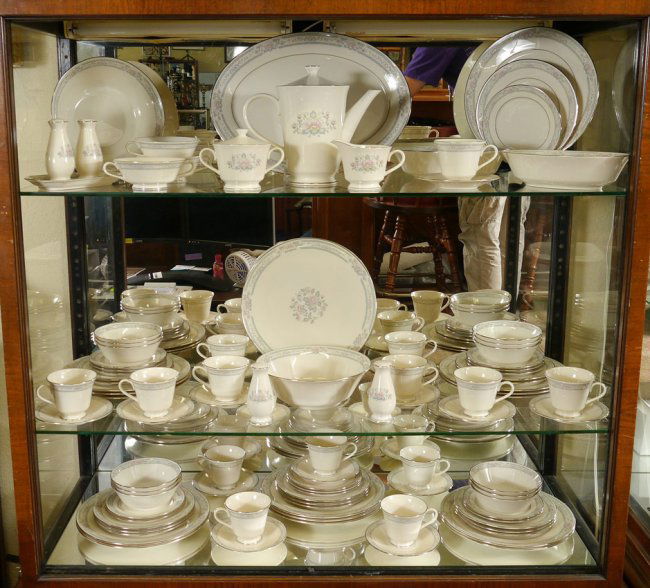 100 PC LENOX CHARLESTON CHINA Lot 374