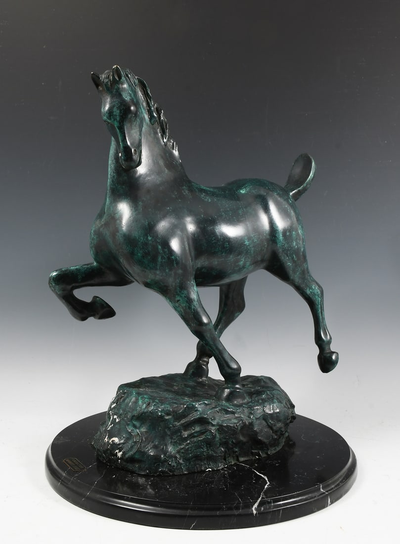 HERIBERTO JUAREZ BRONZE HORSE SCULPTURE (1 of 4)