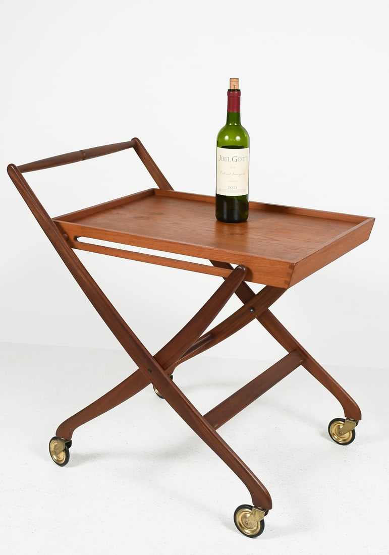 DANISH TEAK FOLDING BAR/TEA CART (1 of 6)