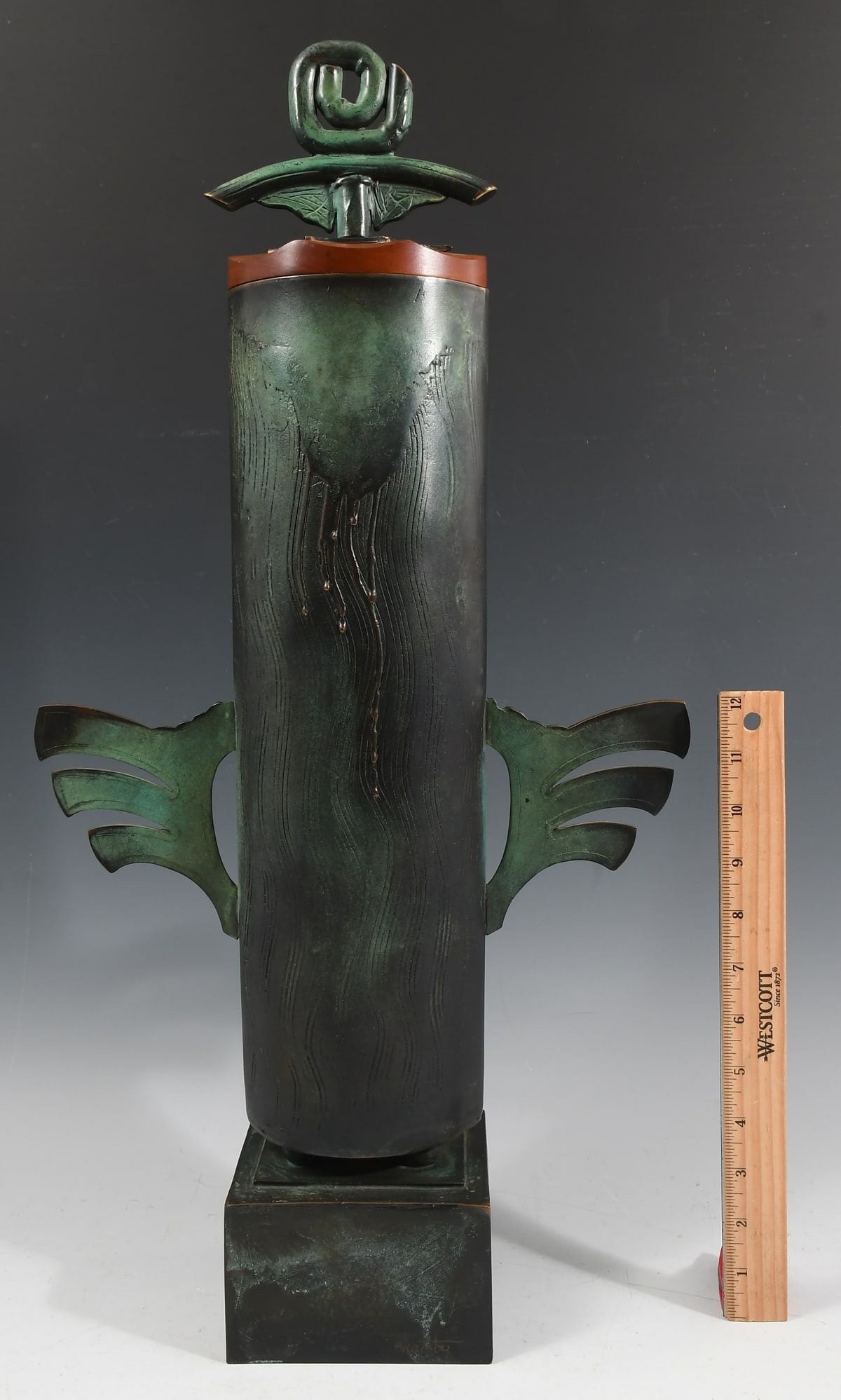 SHATSBY BRONZE LIDDED VESSEL: SHATSBY BRONZE LIDDED VESSEL: