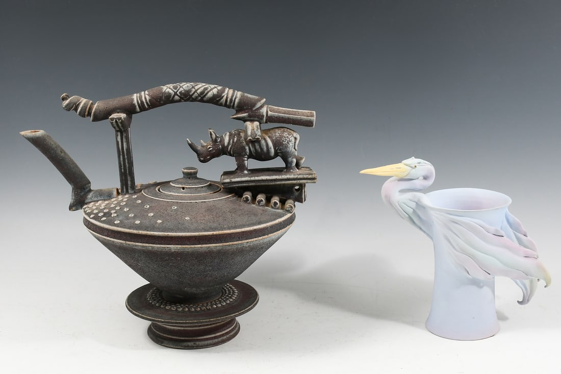 2PC. NANCY ADAMS TEAPOT (RHINO) & EGRET VASE: 2PC. NANCY ADAMS TEAPOT (RHINO) & EGRET VASE: