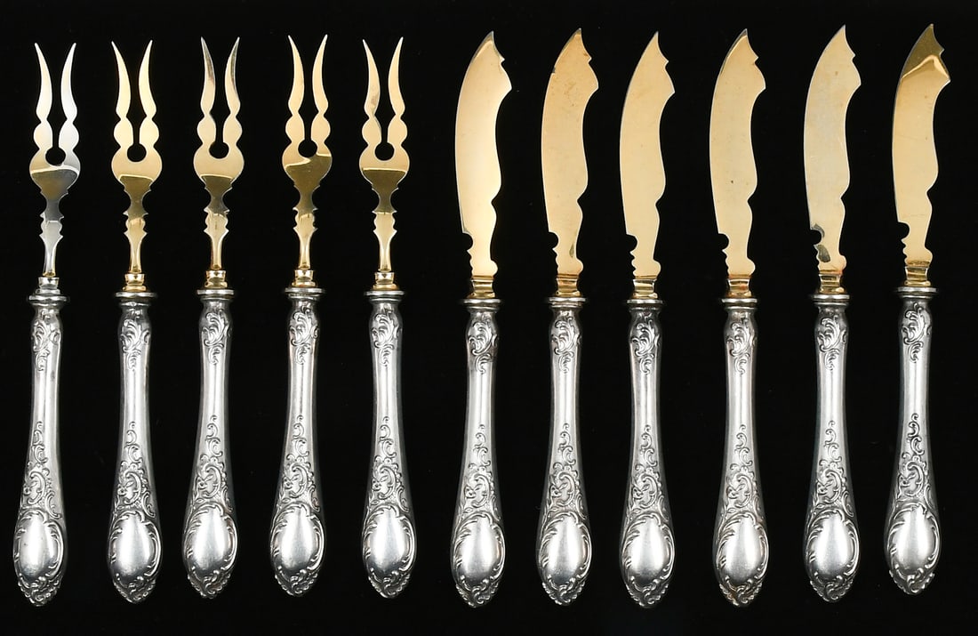 11 PC. CONTINENTAL SILVER HORS D'OEUVRE UTENSILS (1 of 4)