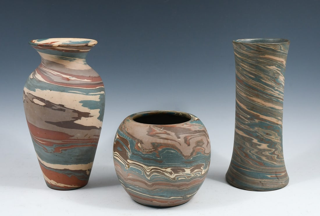 3 PC. NILOAK SWIRL ART POTTERY VASES (1 of 6)