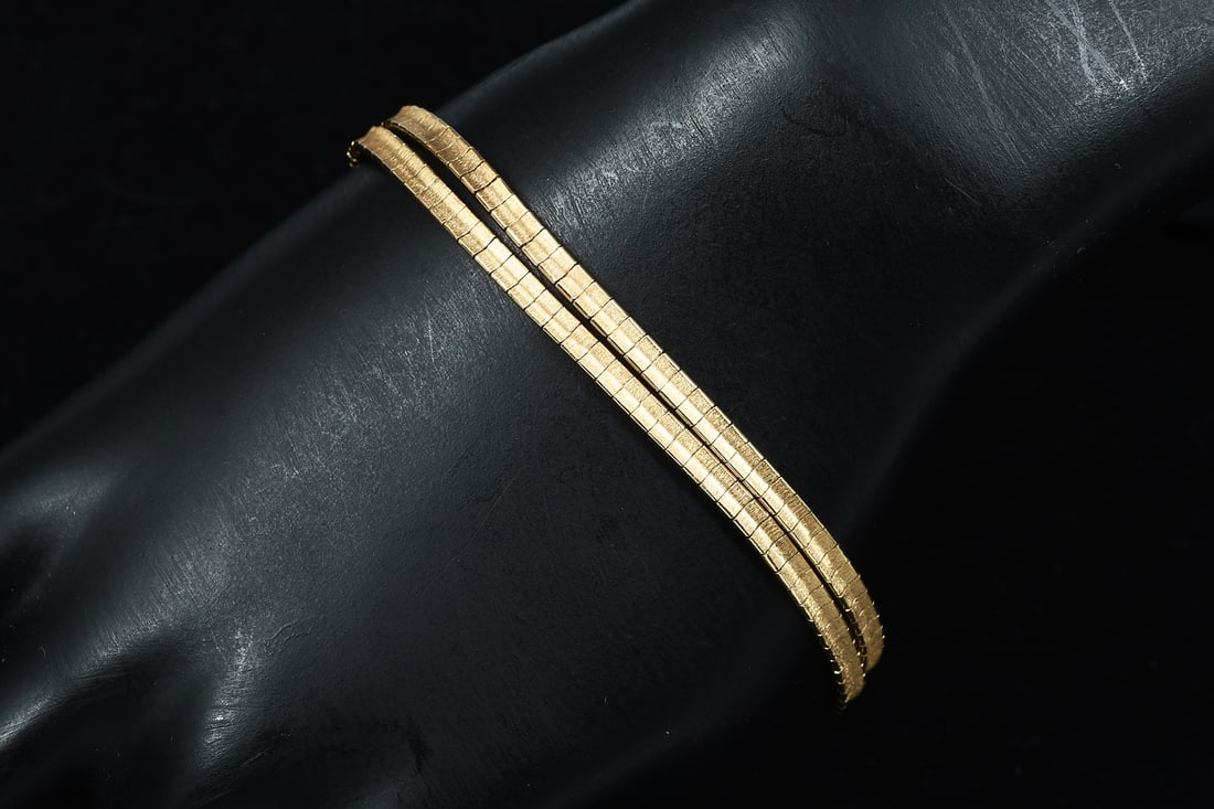 18K GOLD SPAGHETTI BRACELET (1 of 5)