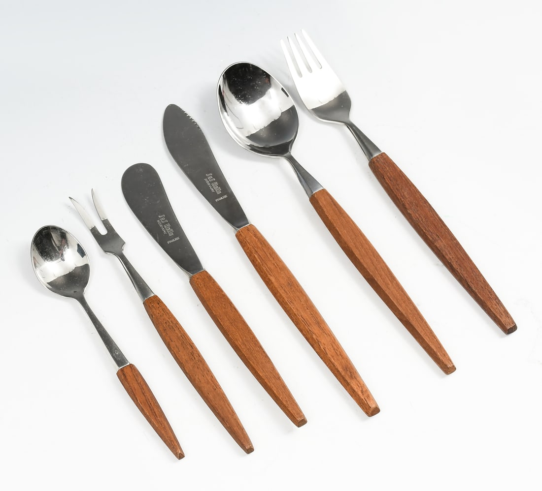 S&S HELLE NORWAY MCM STAINLESS / TEAK FLATWARE SET (1 of 5)